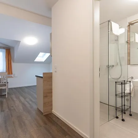 Oberfeld West Muenchen, Selbstversorgerhotel