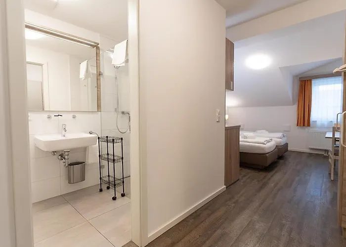 Oberfeld West Muenchen, Selbstversorgerhotel Aparthotel Straßlach-Dingharting