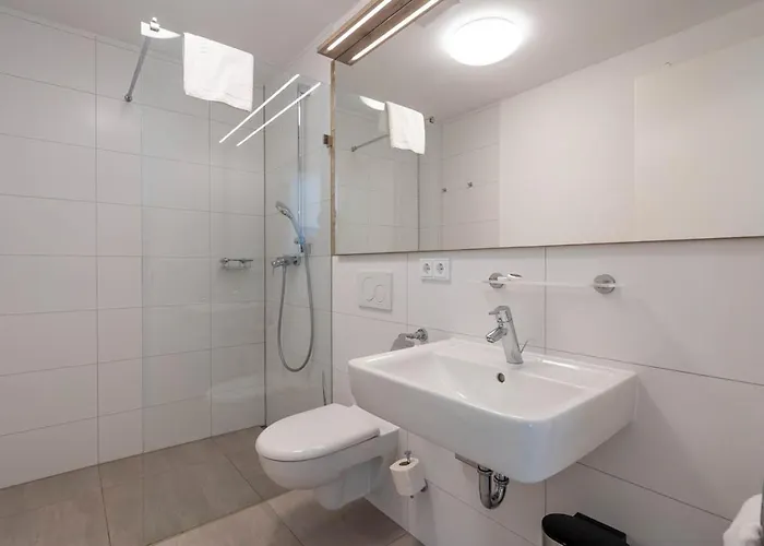 Oberfeld West Muenchen, Selbstversorgerhotel