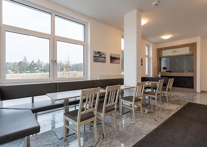 Oberfeld West Muenchen, Selbstversorgerhotel