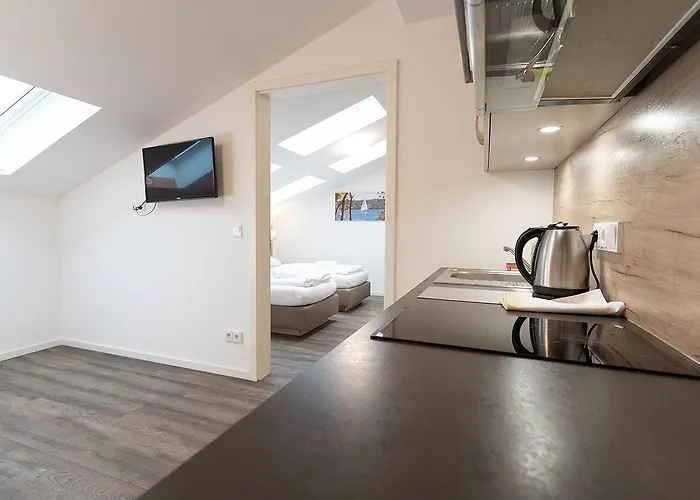 Oberfeld West Muenchen, Selbstversorgerhotel Aparthotel Straßlach-Dingharting