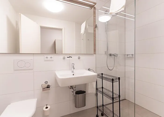 Oberfeld West Muenchen, Selbstversorgerhotel Aparthotel Straßlach-Dingharting